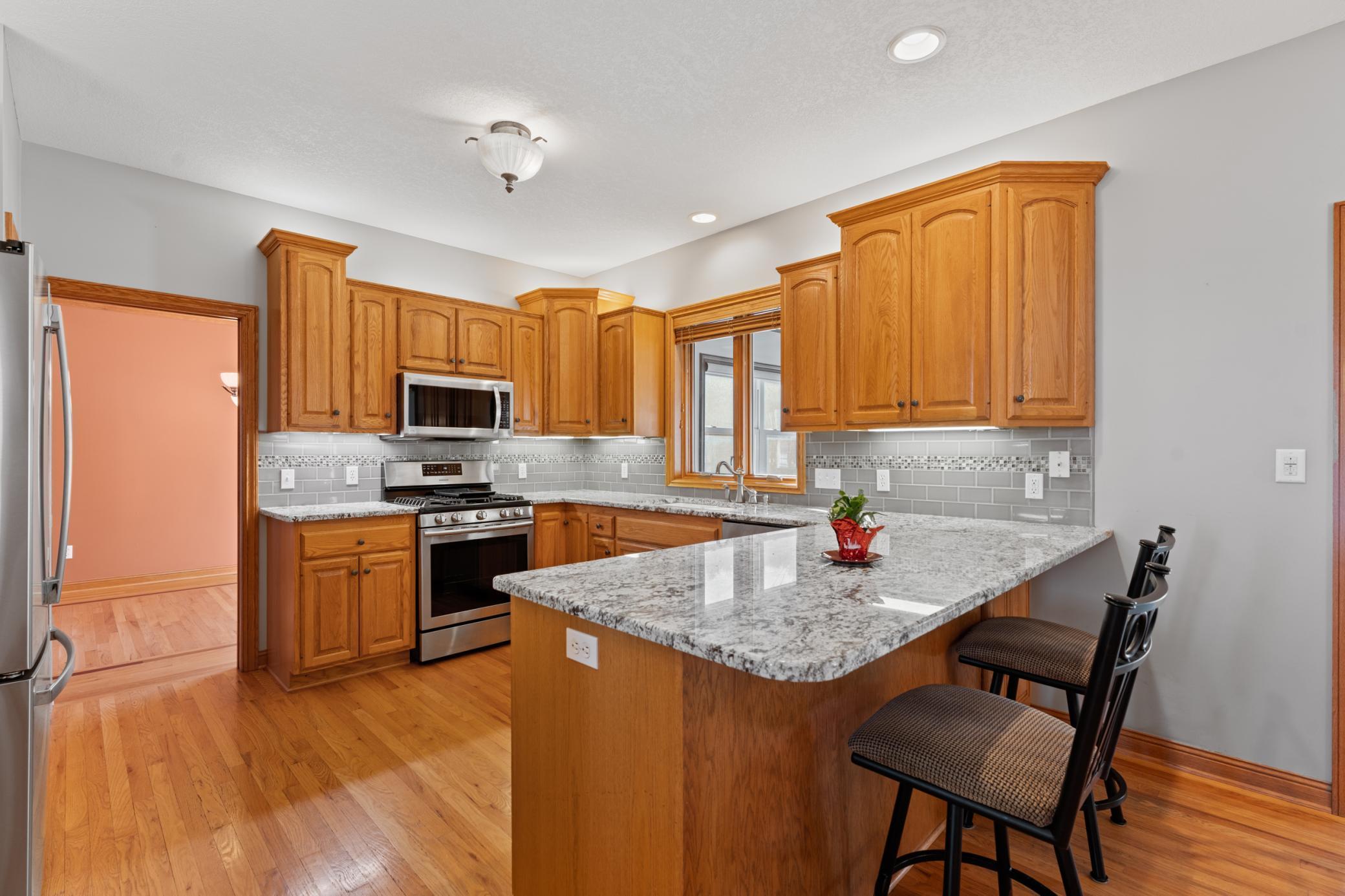 5005 Scenic Oak Drive Southwest Rochester, MN 55902 - Photo 7 of 34