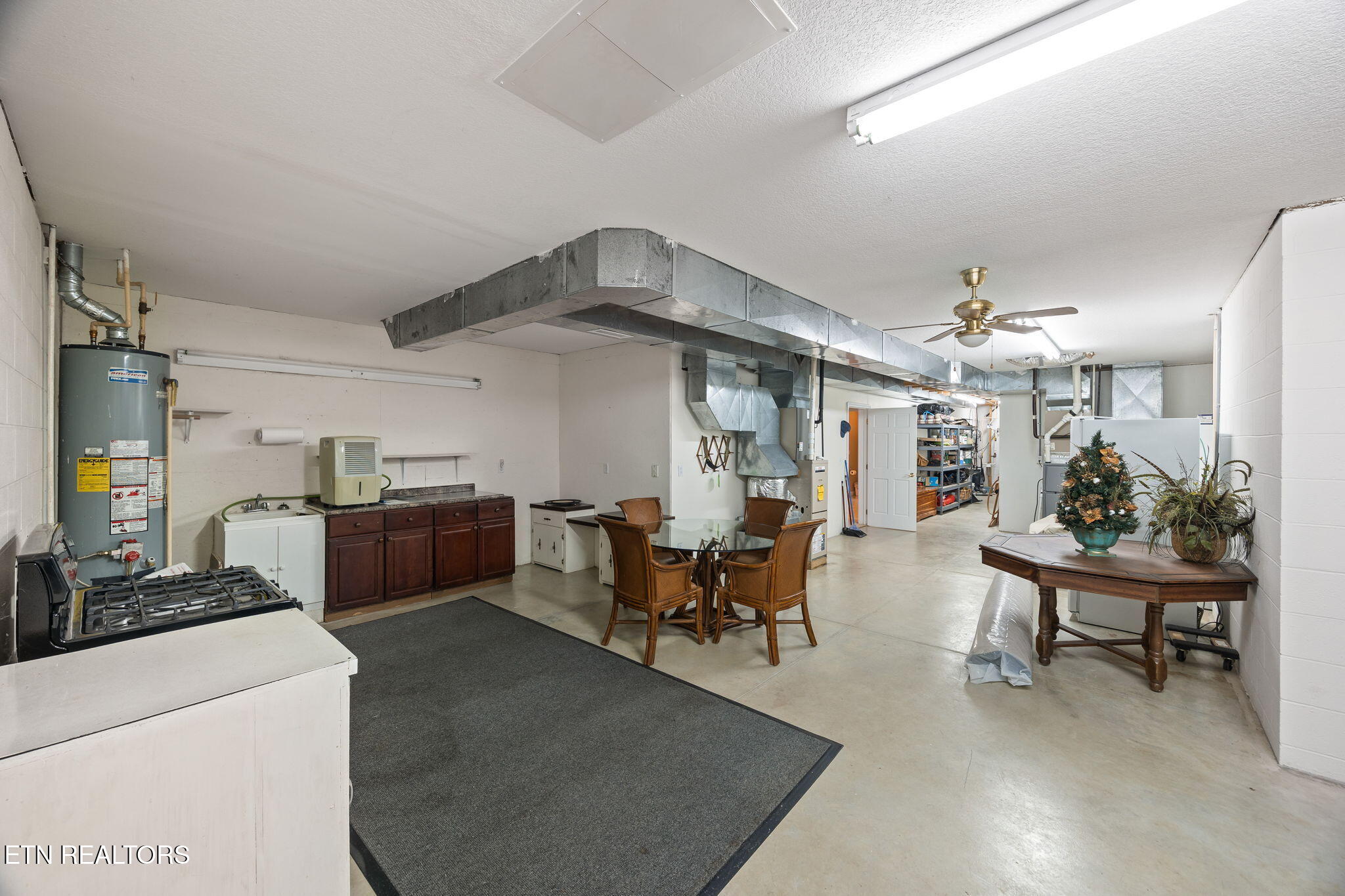 135 Austin Lane Deer Lodge, TN 37726 - Photo 42 of 57 Storage Area