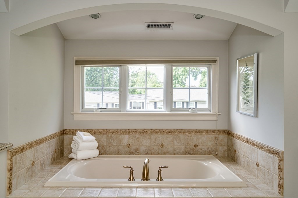 68 Fletcher Road Bedford, MA 01730 - Photo 23 of 41 Gallery Image 23