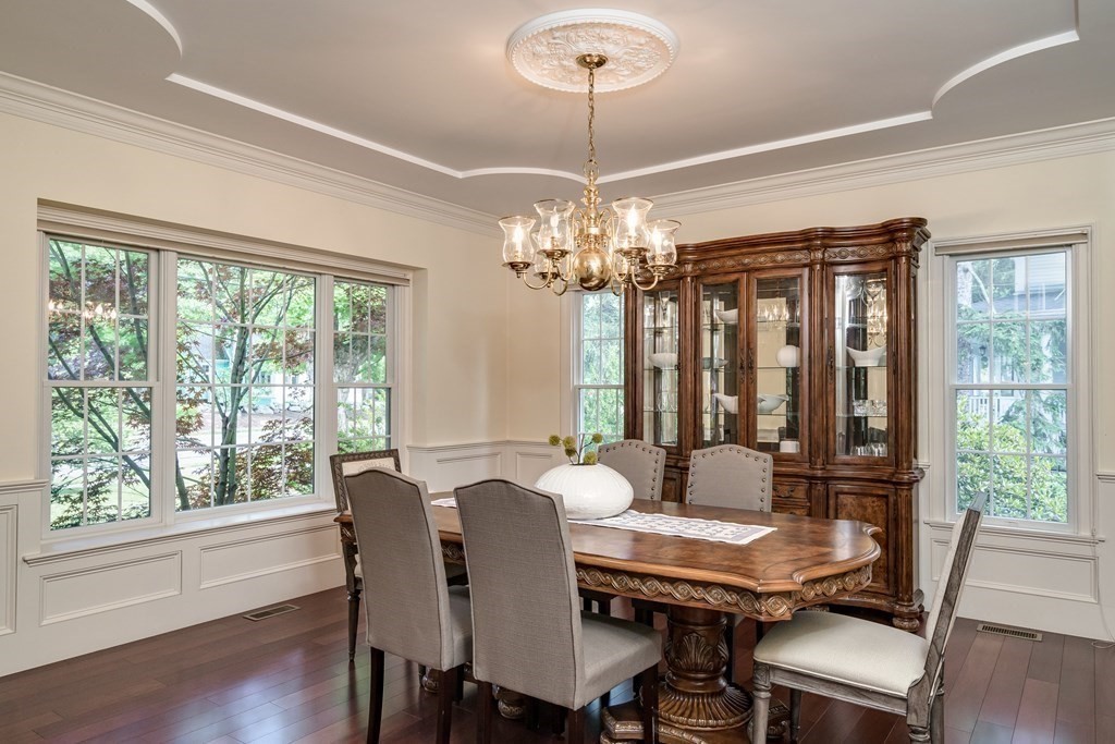 68 Fletcher Road Bedford, MA 01730 - Photo 6 of 41 Gallery Image 6