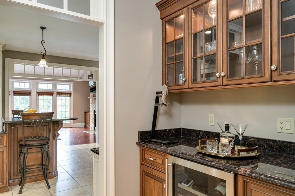 68 Fletcher Road Bedford, MA 01730 - Photo 8 of 41 Gallery Image 8