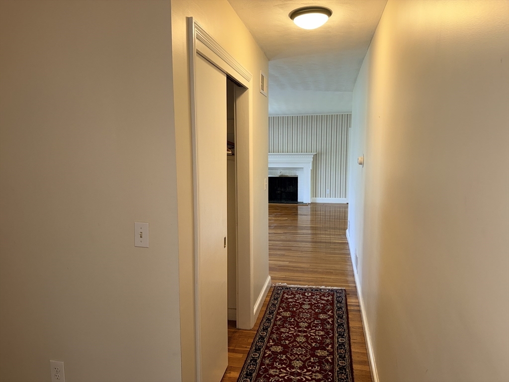 28 Robinhood Road Natick, MA 01760 - Photo 22 of 28