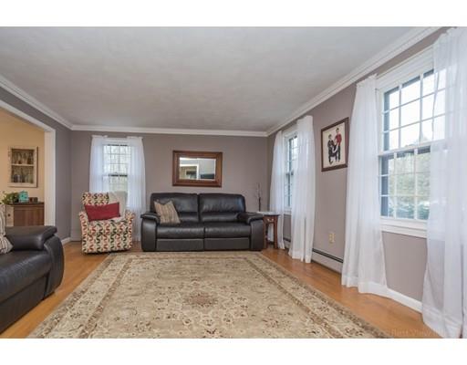 1 Fawn Road Medway, MA 02053 - Photo 9 of 42 Gallery Image 9