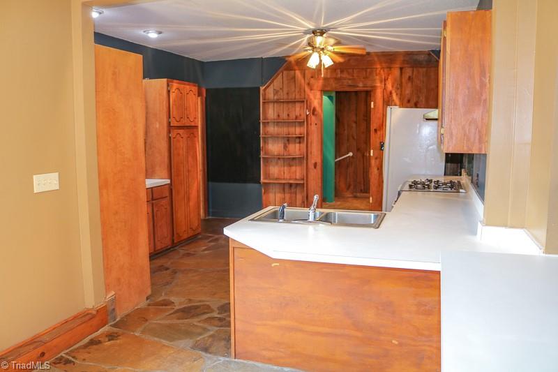 5258 Ferguson Road Liberty, NC 27298 - Photo 16 of 28