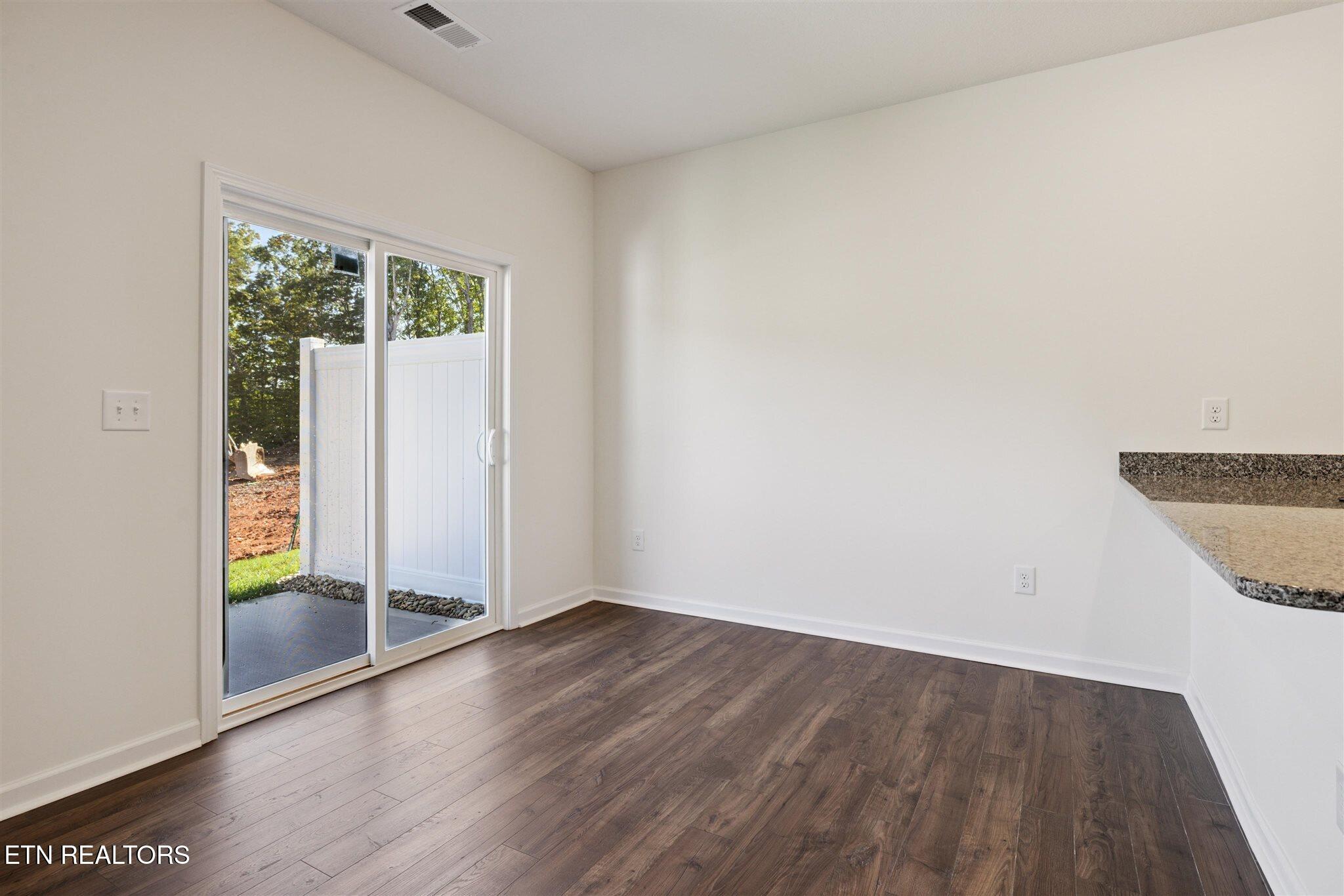 116 Jace Way Kodak, TN 37764 - Photo 5 of 21 045-116_5