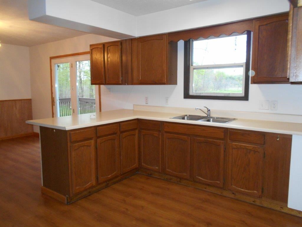 8370 North Lanning Road Manton, MI 49663 - Photo 9 of 27 1799985-8.JPG