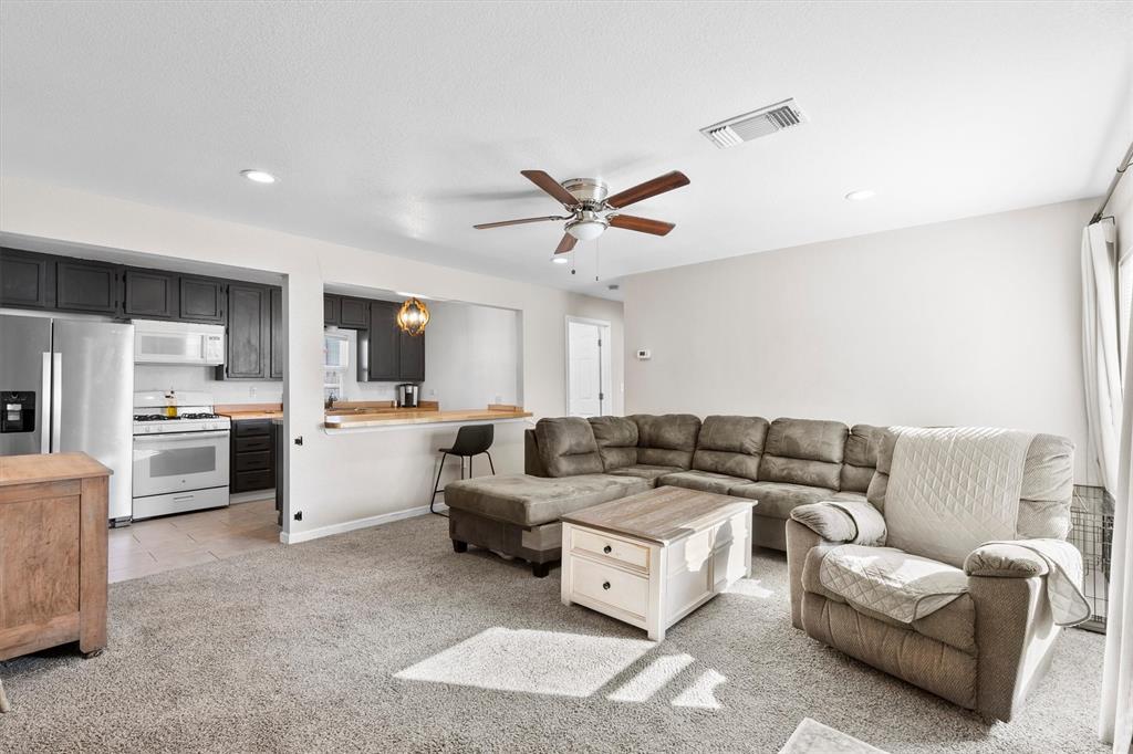 101 3rd Street Valley View, TX 76272 - Photo 2 of 32 Gallery Image 2