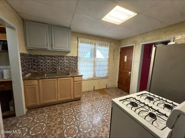 $209,900 | 1341 7th Avenue, Schenectady, NY 12303