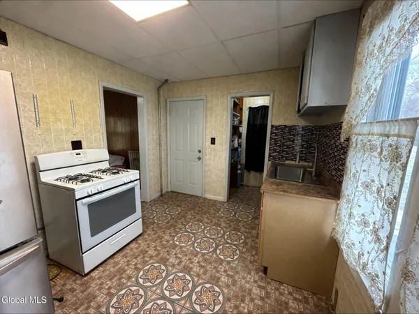 $209,900 | 1341 7th Avenue, Schenectady, NY 12303