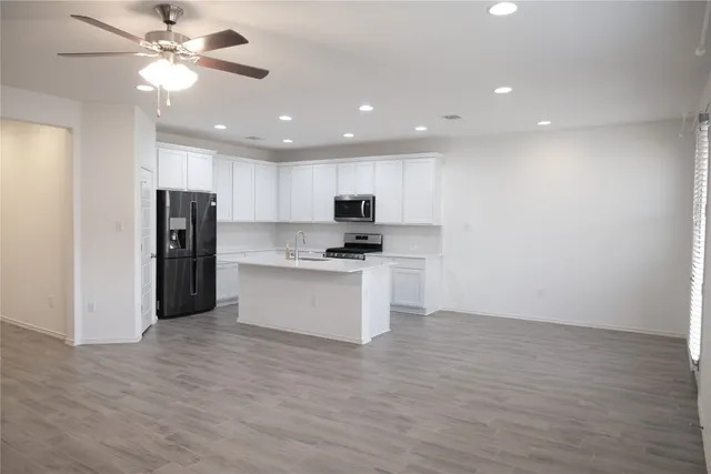 $2,100 | 11720 Reindeer Drive, Austin, TX 78754