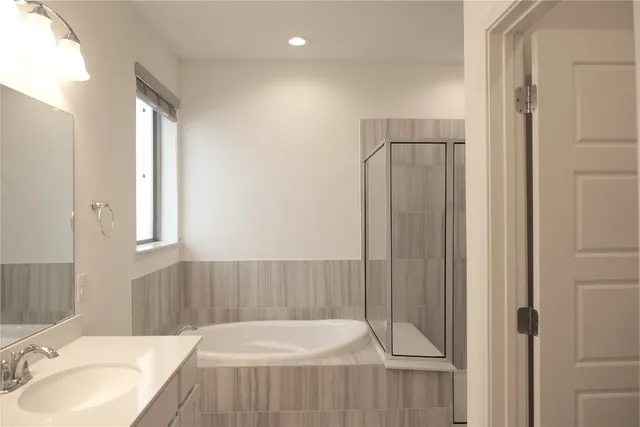 $2,100 | 11720 Reindeer Drive, Austin, TX 78754