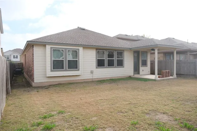 $2,100 | 11720 Reindeer Drive, Austin, TX 78754