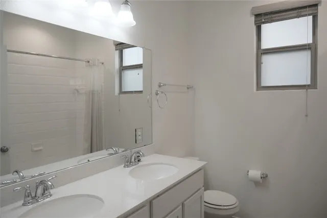 $2,100 | 11720 Reindeer Drive, Austin, TX 78754