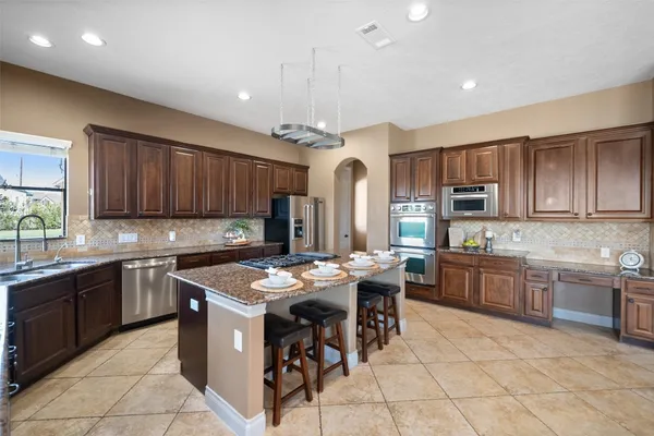 $1,200,000 | 32510 Tall Oaks Way, Magnolia, TX 77354