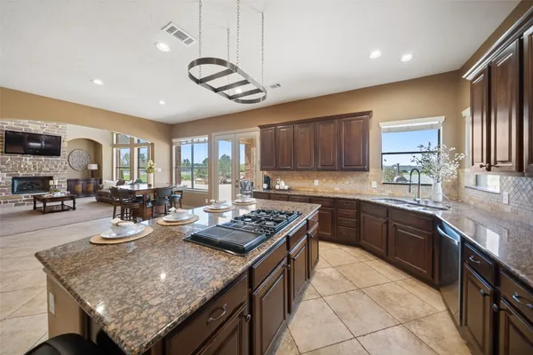 $1,200,000 | 32510 Tall Oaks Way, Magnolia, TX 77354