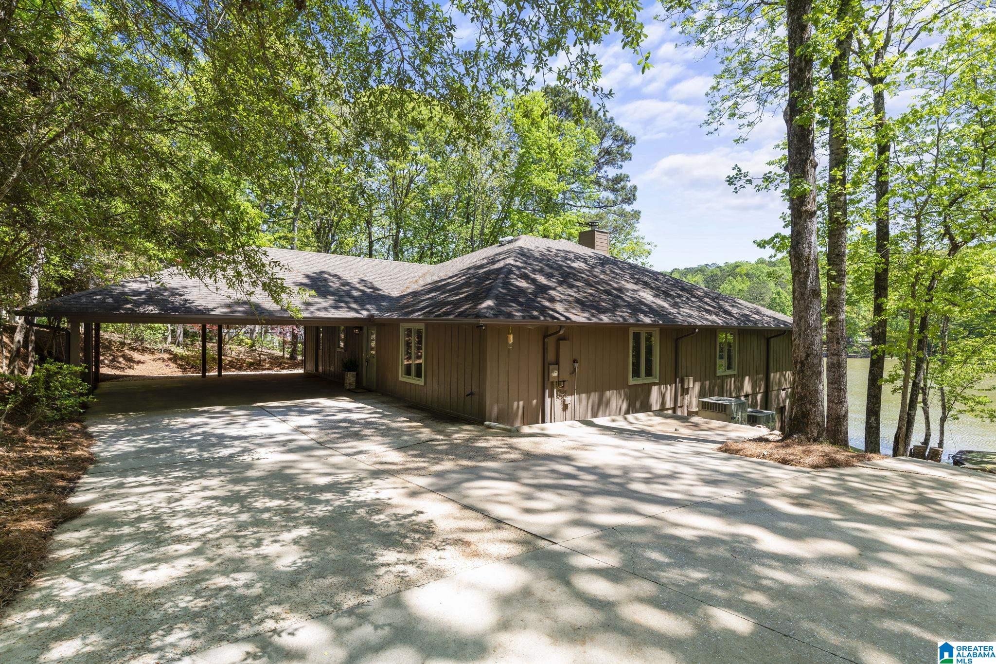 120 Wind Trace Alexander City, AL 35010 - Photo 5 of 58