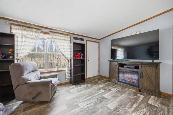 $295,000 | 525 Sand Road, Haverhill, NH 03774