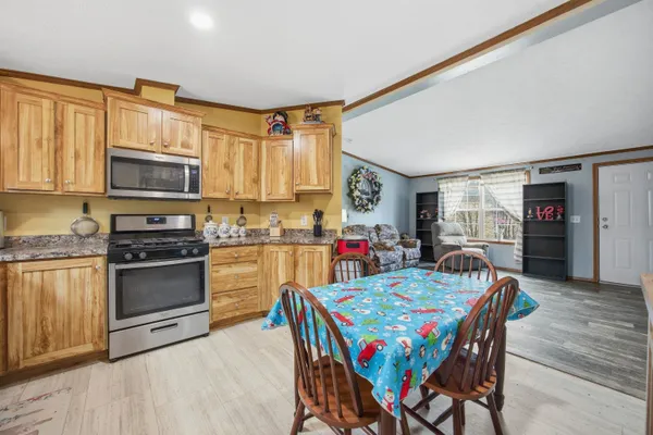 $295,000 | 525 Sand Road, Haverhill, NH 03774