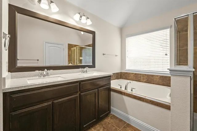 $419,000 | 412 Highland Ridge Drive, Wylie, TX 75098