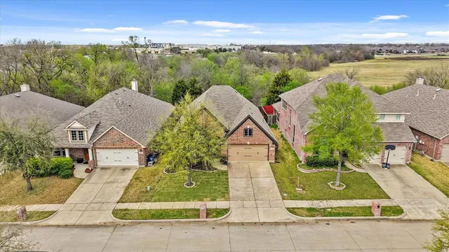 $419,000 | 412 Highland Ridge Drive, Wylie, TX 75098