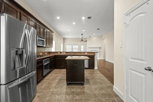 $419,000 | 412 Highland Ridge Drive, Wylie, TX 75098