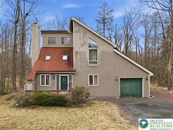 $199,900 | 6361 Cherokee Trail, Tobyhanna, PA 18466