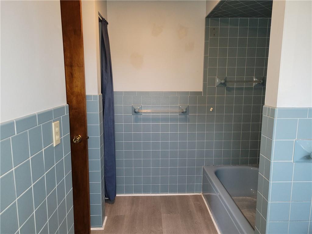 20 Rolling Road Cranberry Township, PA 16066 - Photo 17 of 25 Gallery Image 17
