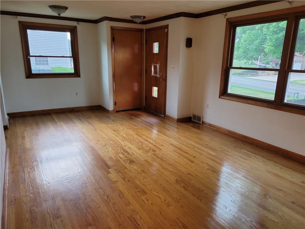 20 Rolling Road Cranberry Township, PA 16066 - Photo 7 of 25 Gallery Image 7