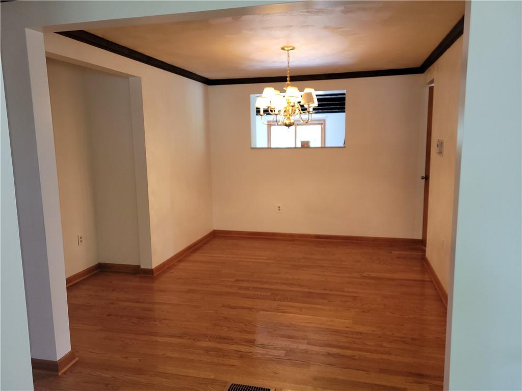 20 Rolling Road Cranberry Township, PA 16066 - Photo 9 of 25 Gallery Image 9
