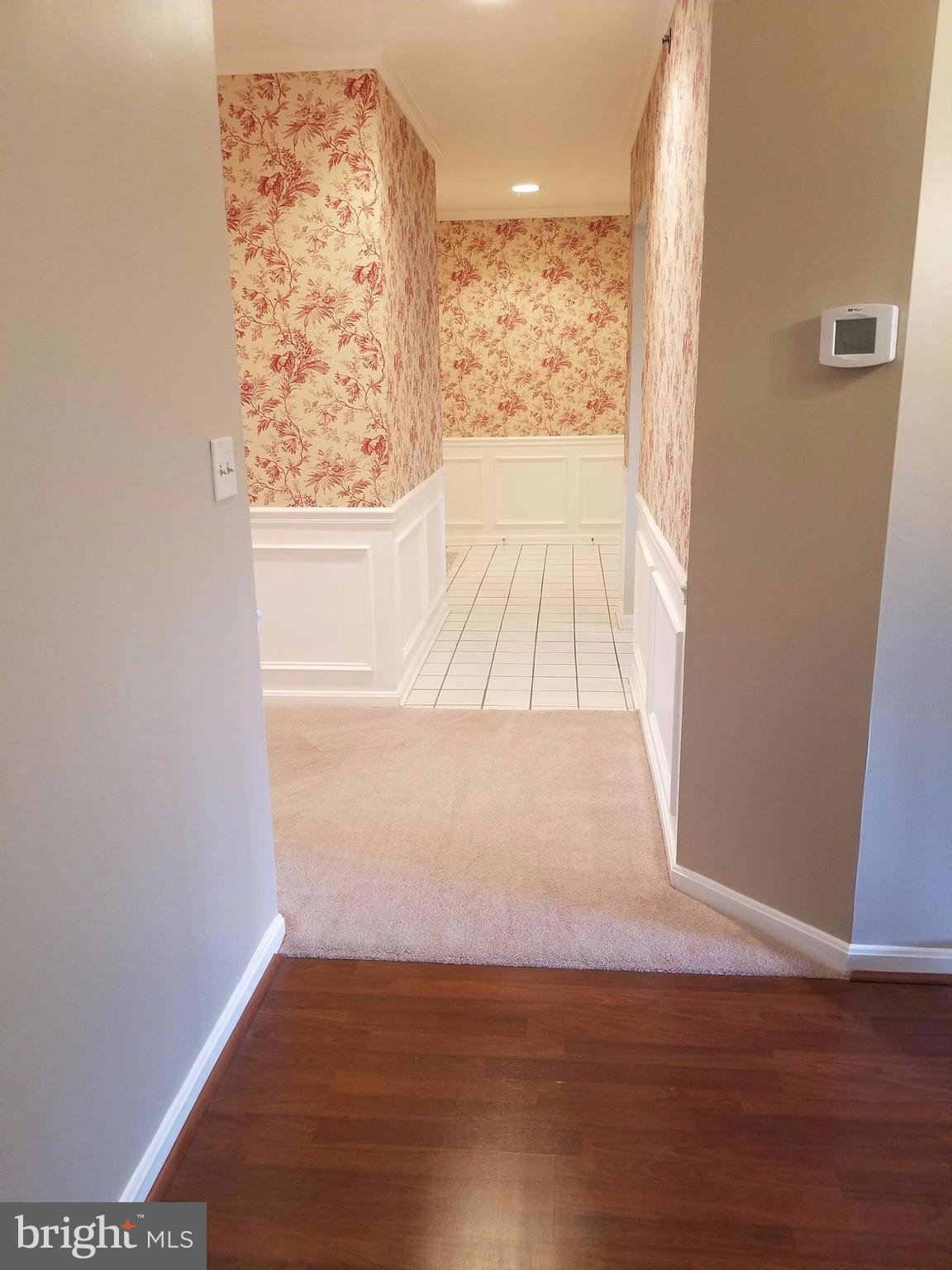 400 Kilree Road, Unit 302 Lutherville-Timonium, MD 21093 - Photo 4 of 26 Foyer