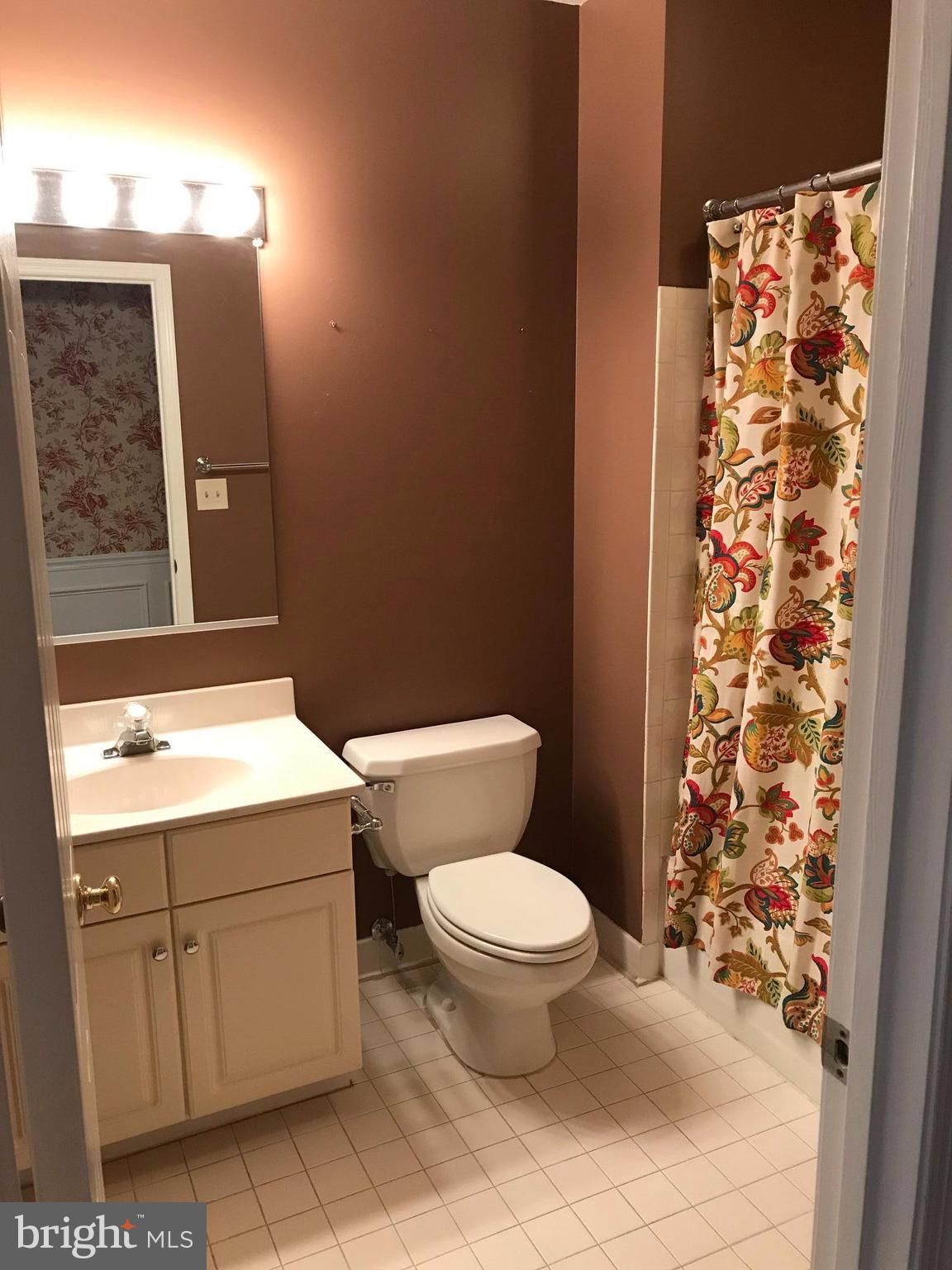 400 Kilree Road, Unit 302 Lutherville-Timonium, MD 21093 - Photo 9 of 26 Guest Bath