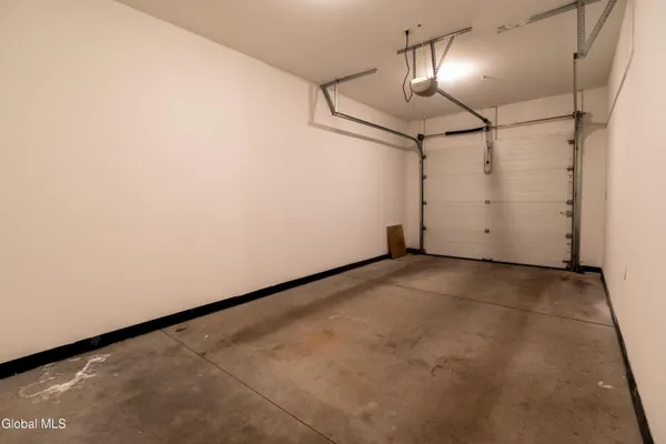 $2,567 | 60 Weibel Avenue, Unit 1EL102, Saratoga Springs, NY 12866