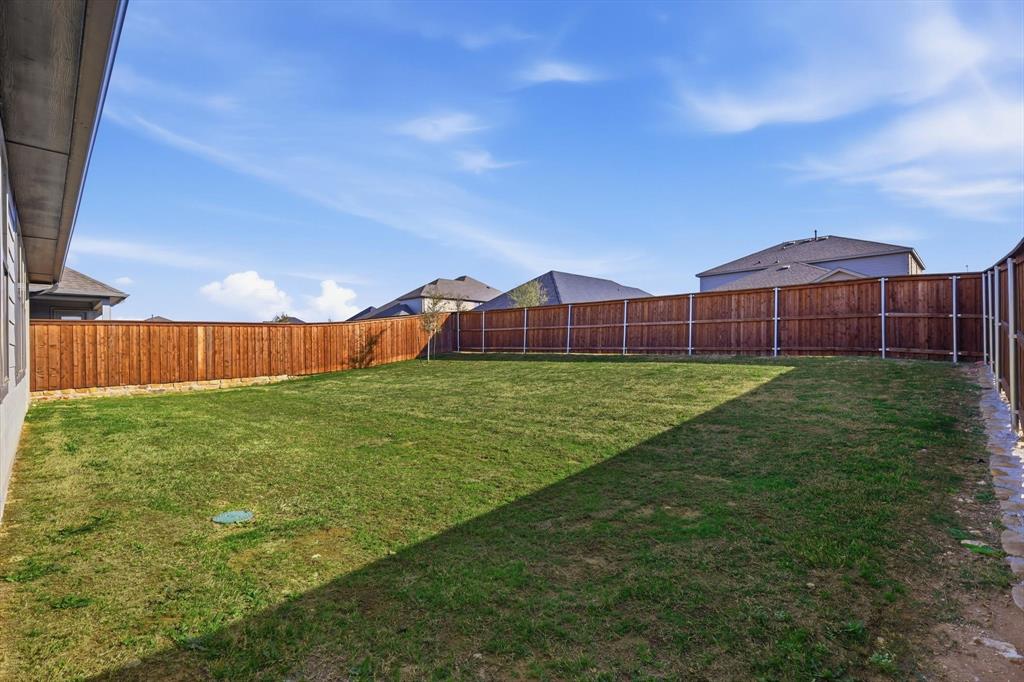 1212 Nuevo Rancho Lane Fort Worth, TX 76052 - Photo 29 of 33