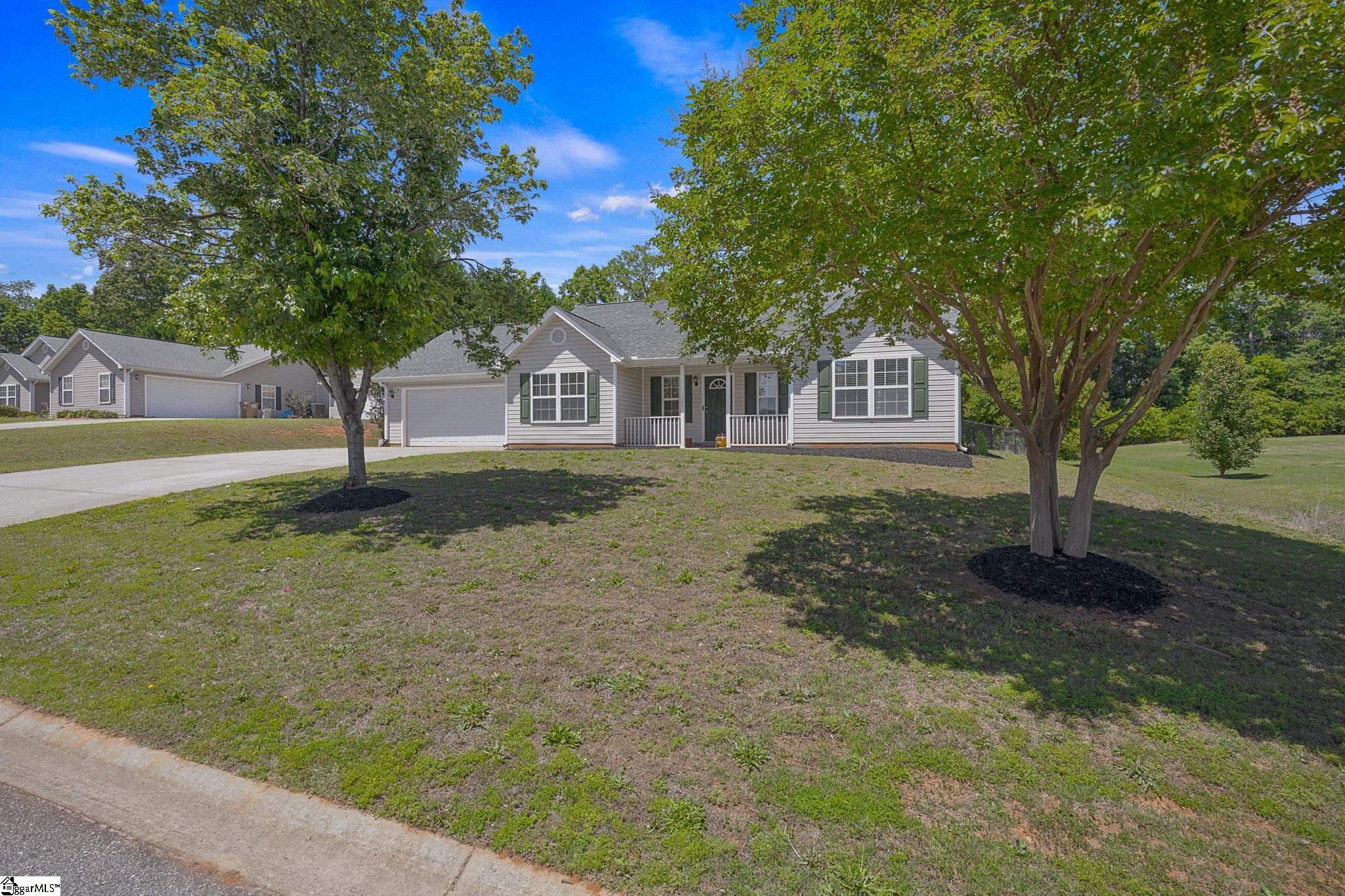 122 Bean Mill Way Anderson, SC 29625 - Photo 2 of 36
