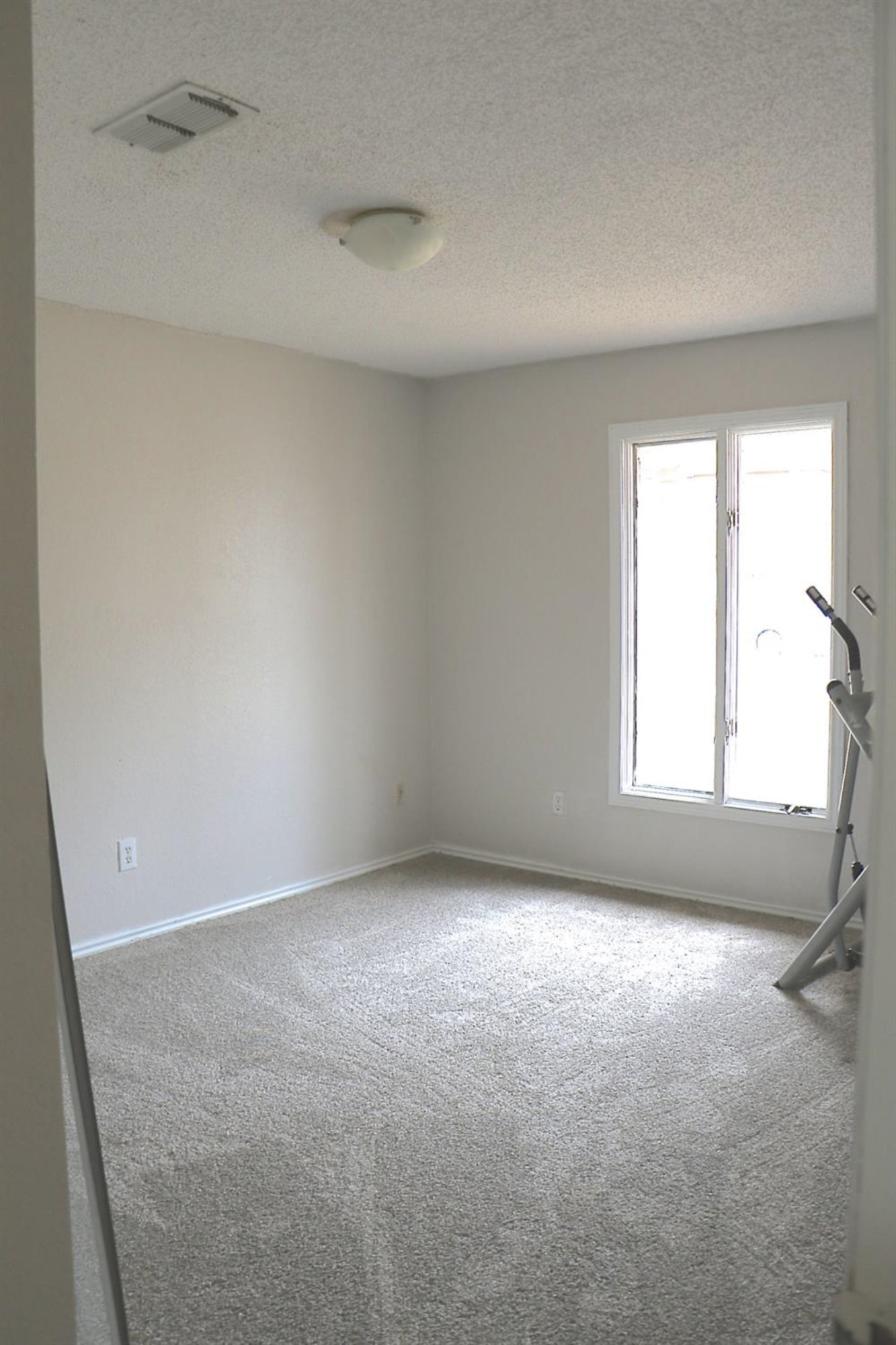 7004 Elkhart Avenue Lubbock, TX 79424 - Photo 31 of 44 a view of empty room