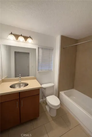 $379,888 | 345 South Alexandria Avenue, Los Angeles, CA 90020