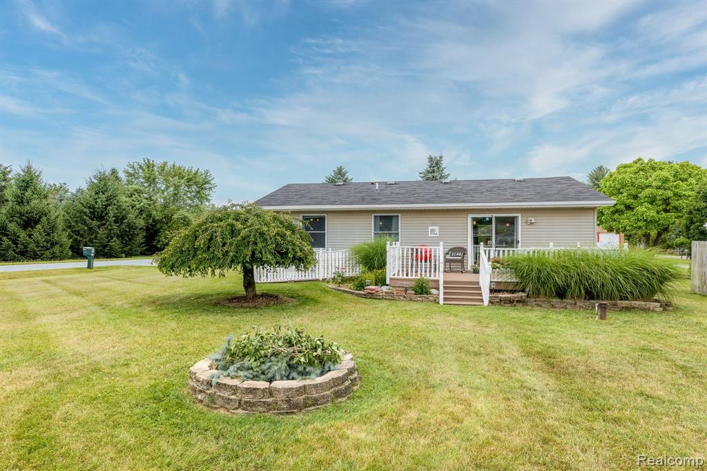 4548 Brott Road Ruby, MI 48049 - Photo 6 of 23