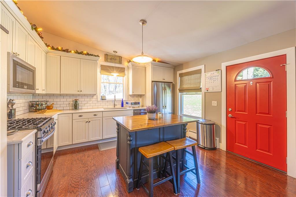 341 Taylor Road Confluence, PA 15424 - Photo 2 of 32