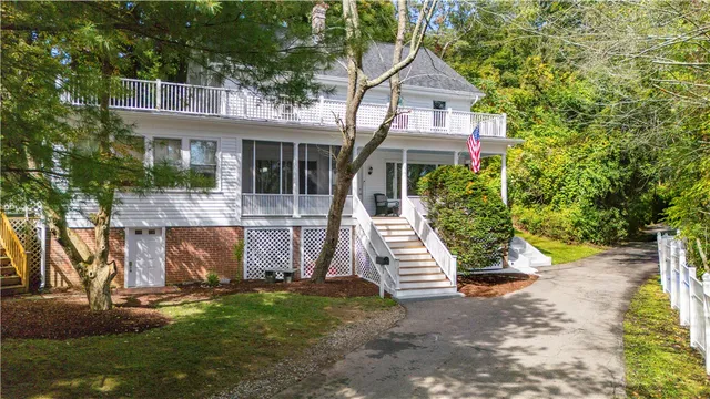 $750,000 | 1189 Plainfield Street, Johnston, RI 02919