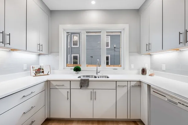 $8,375 | 317 Pearl Street, Unit 1, Cambridge, MA 02139