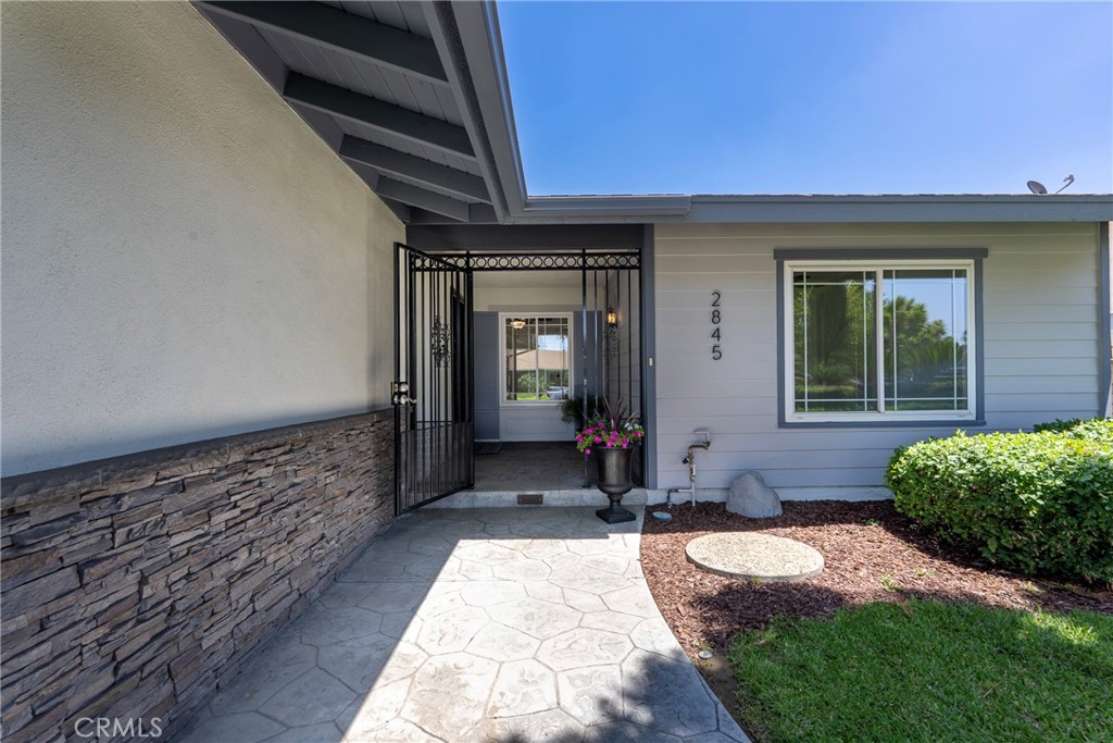 2845 Roncador Place Riverside, CA 92503 - Photo 6 of 69