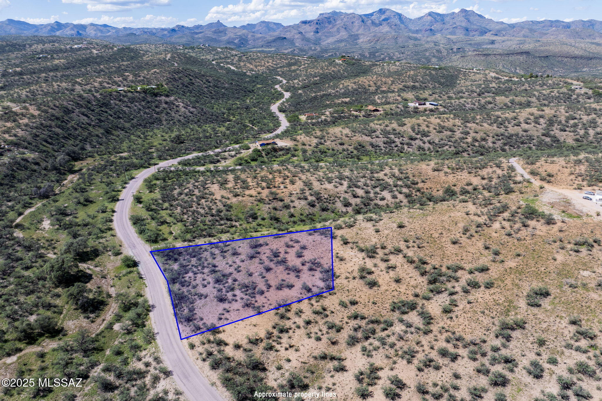 945 Acoma Lane, Unit 11 Rio Rico, AZ 85648 - Photo 3 of 10