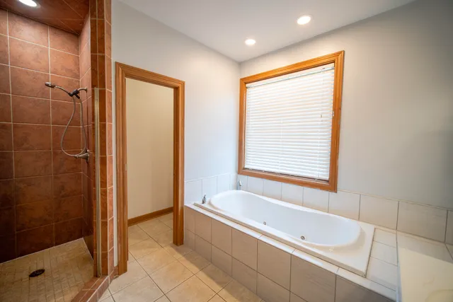 $559,900 | 13376 Hawthorn Court, Demotte, IN 46310