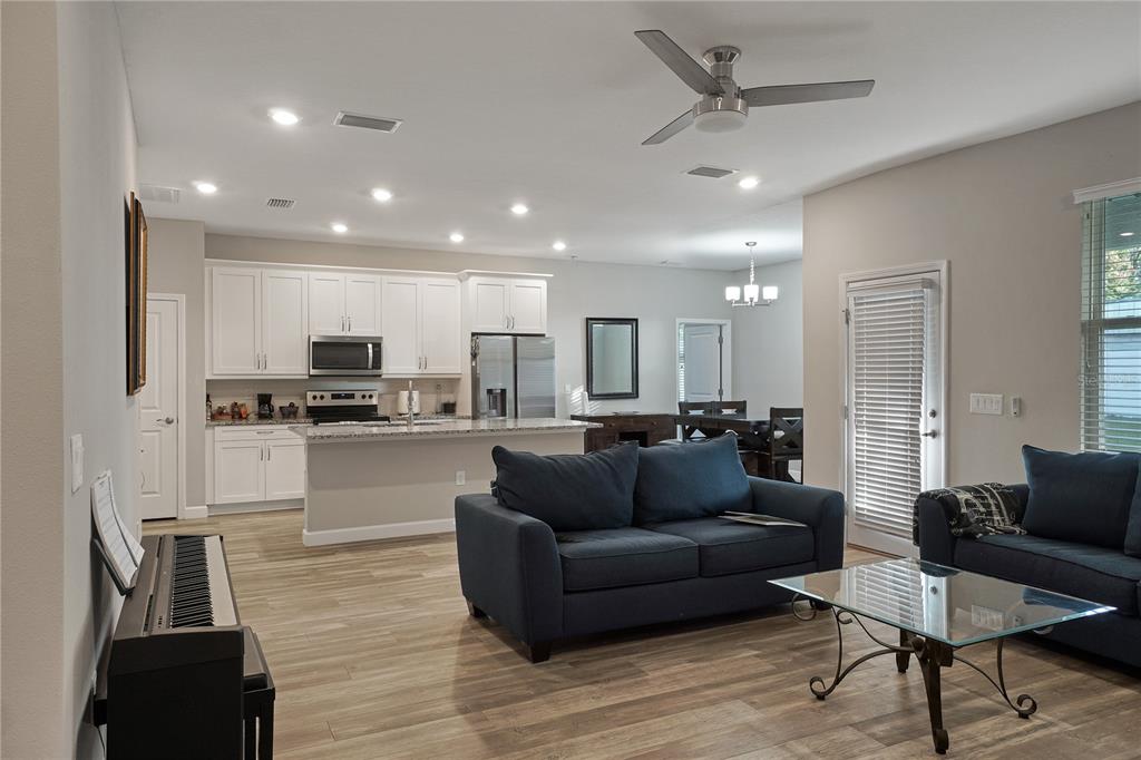 4708 Dail Road Lakeland, FL 33813 - Photo 4 of 29