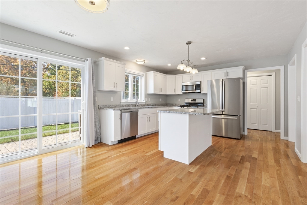 11 Mendon Road, Unit B Attleboro, MA 02703 - Photo 12 of 32 Gallery Image 12