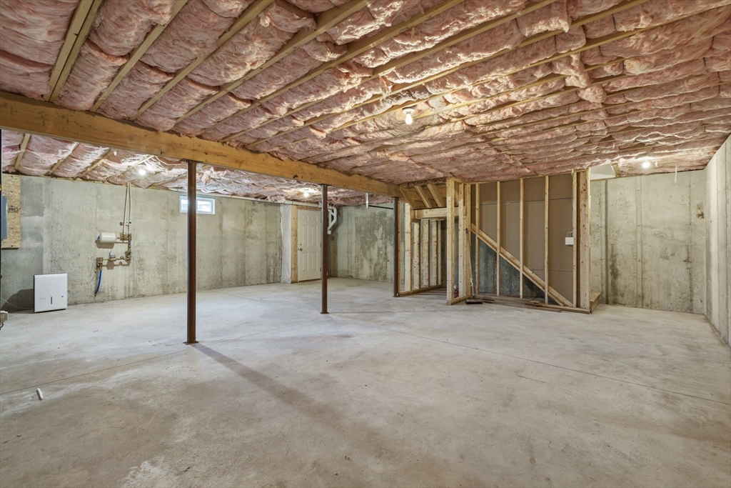 11 Mendon Road, Unit B Attleboro, MA 02703 - Photo 27 of 32 Gallery Image 27