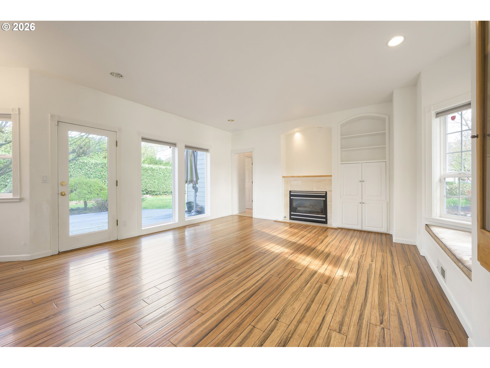 1630 Ridgley Boulevard Eugene, OR 97401 - Photo 15 of 48