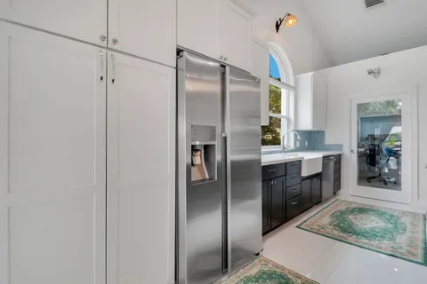 $879,000 | 1560 Wilderness Road, West Palm Beach, FL 33409