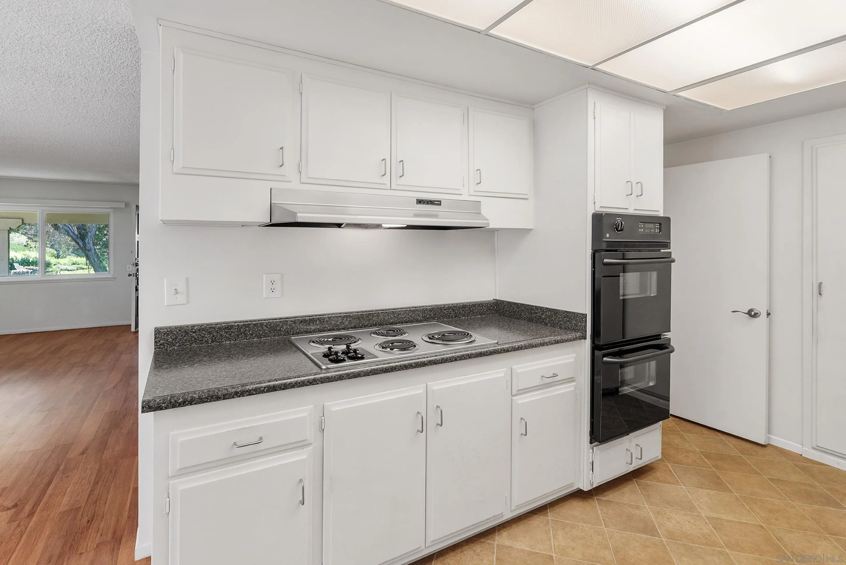 12453 Rios Road San Diego, CA 92128 - Photo 7 of 37 Gallery Image 7