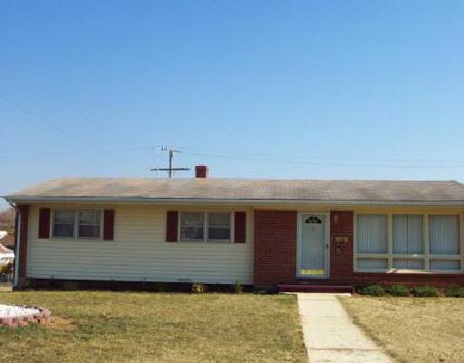 5721 Littleton Road Roanoke, VA 24012 - Photo 1 of 1 Listing Photo